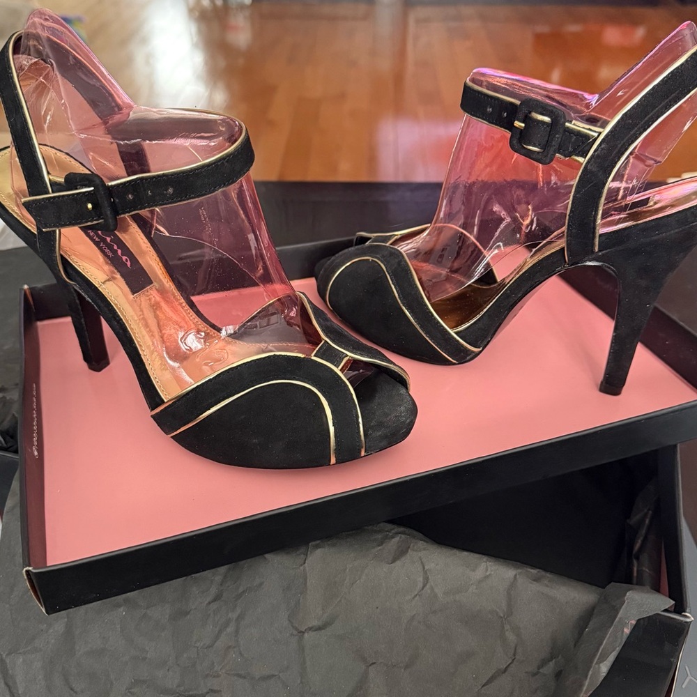 Nina Black and Gold Strappy Heels